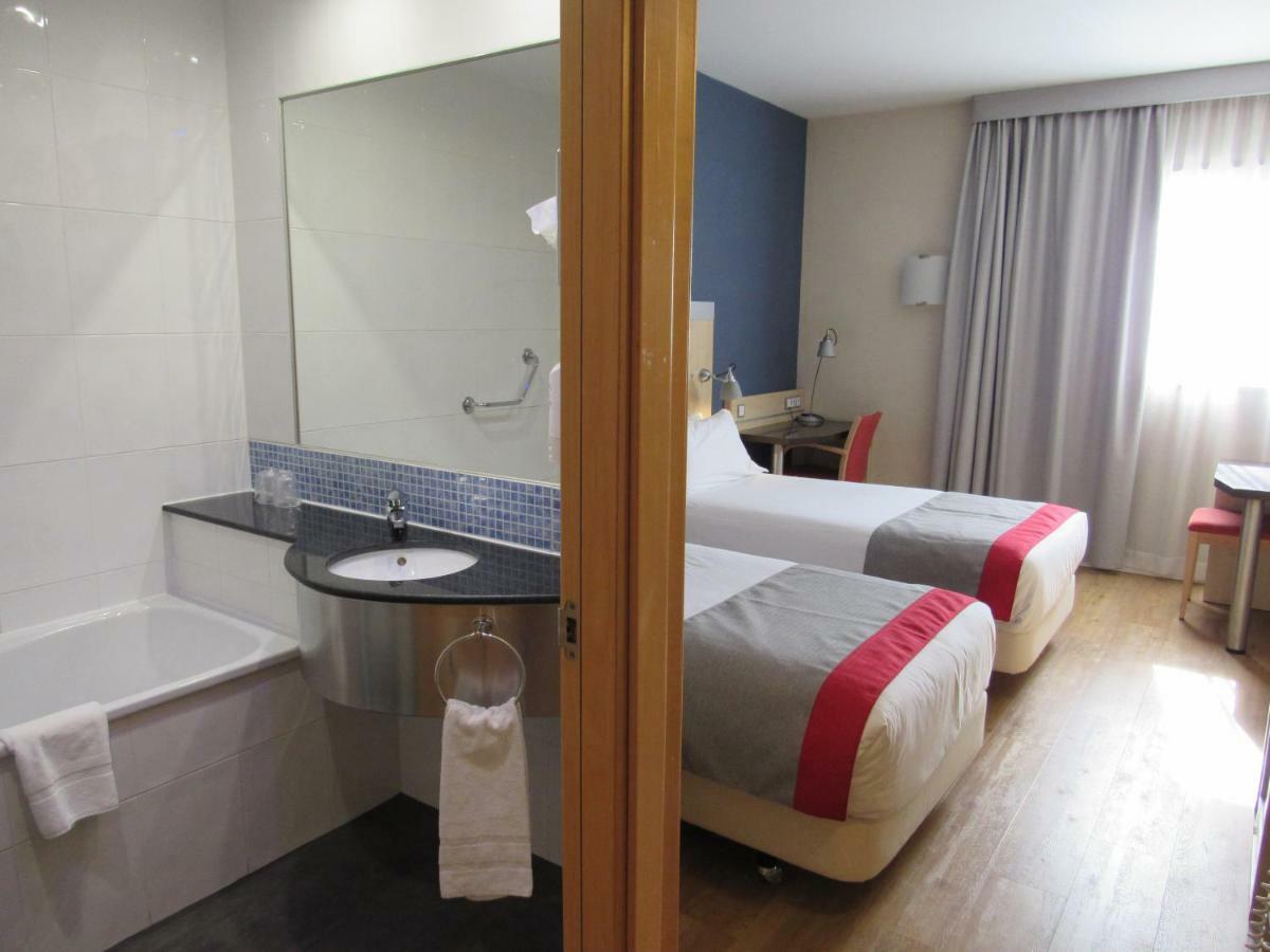 Holiday Inn Express Madrid-Getafe, An Ihg Hotel Exterior photo